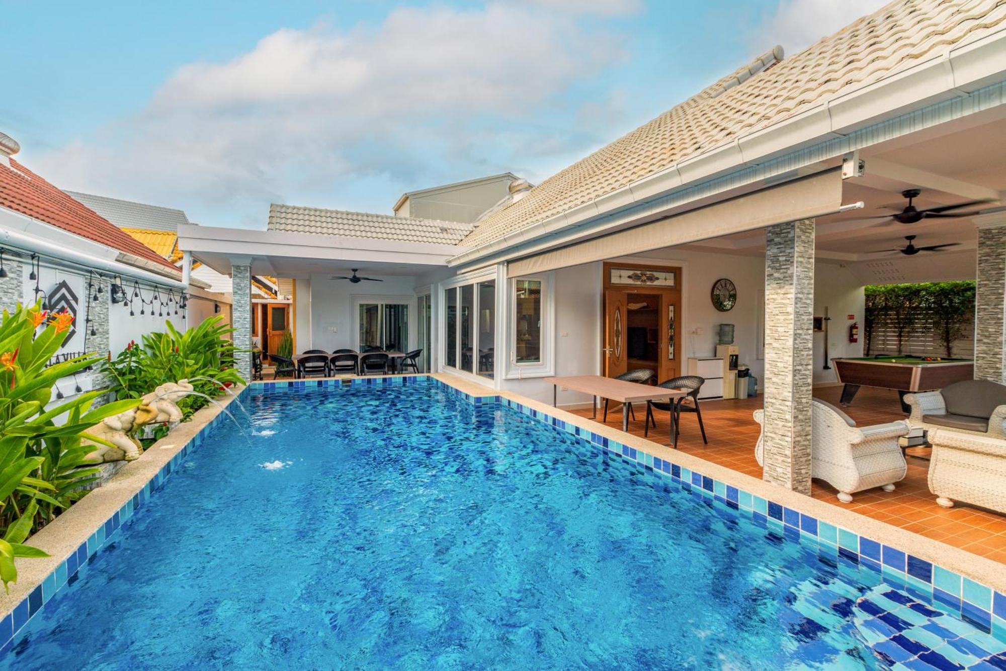 Gala Villa Pattaya ภายนอก รูปภาพ