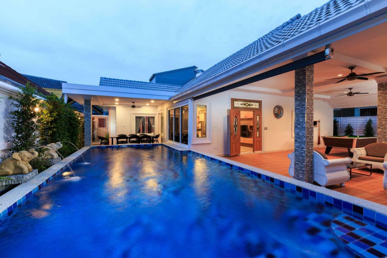 Gala Villa Pattaya ภายนอก รูปภาพ